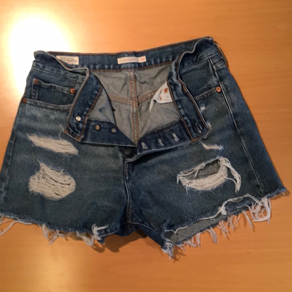 Levi’s Wedgie Fit Jean Cut-Offs Shorts